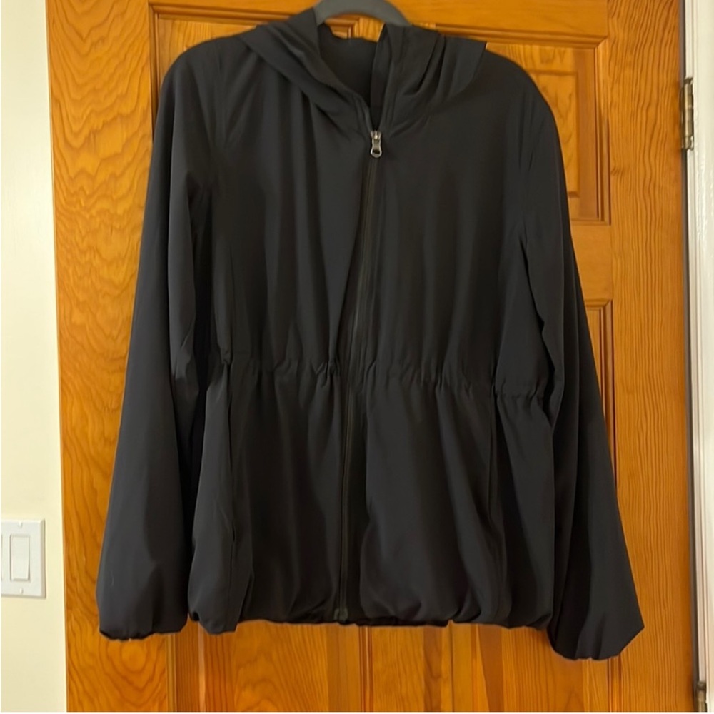 Lululemon cinched waist jacket